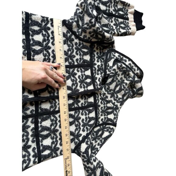 Heather B Jacquard Wool Blend Coat size M Snap Front Cream Gray - Picture 5 of 10